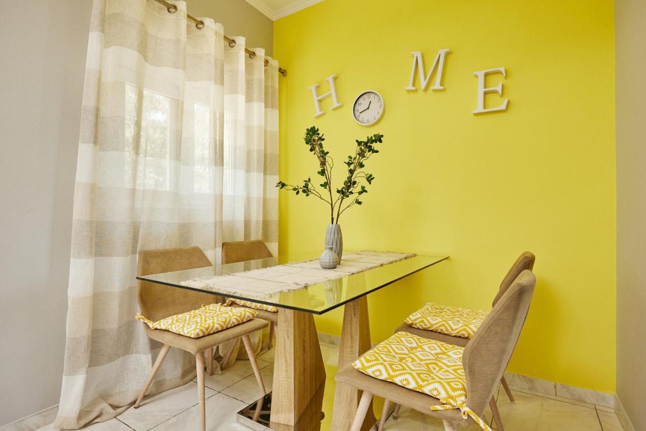 P Koklas Apartments ไซคิย์นธอสทาวน์ ภายนอก รูปภาพ