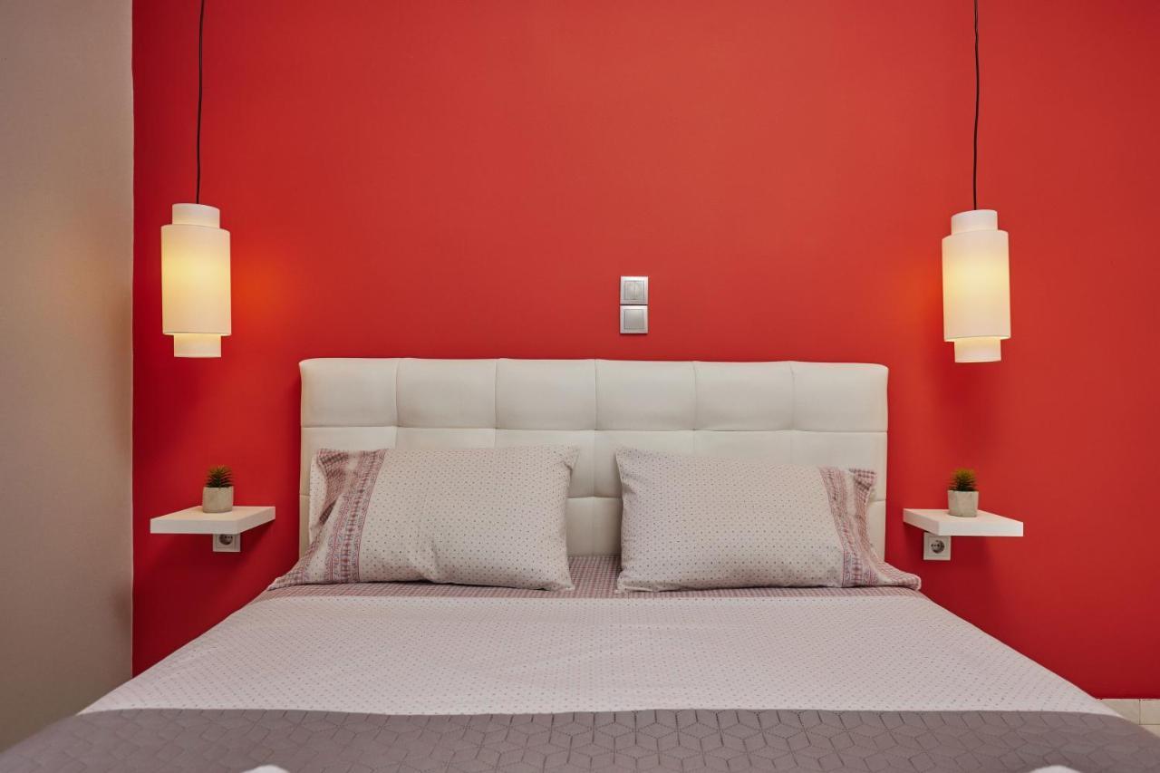 P Koklas Apartments ไซคิย์นธอสทาวน์ ภายนอก รูปภาพ