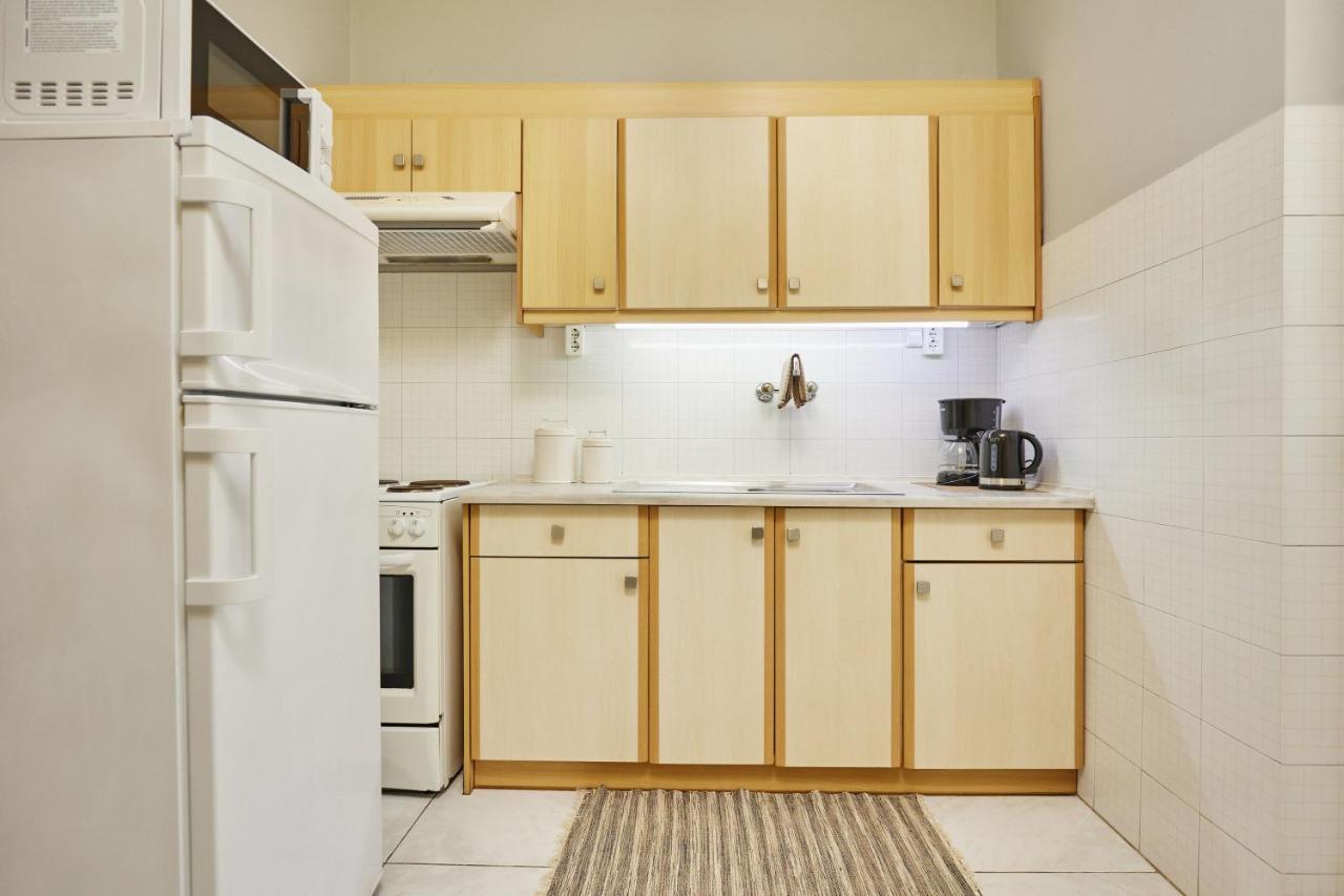 P Koklas Apartments ไซคิย์นธอสทาวน์ ภายนอก รูปภาพ
