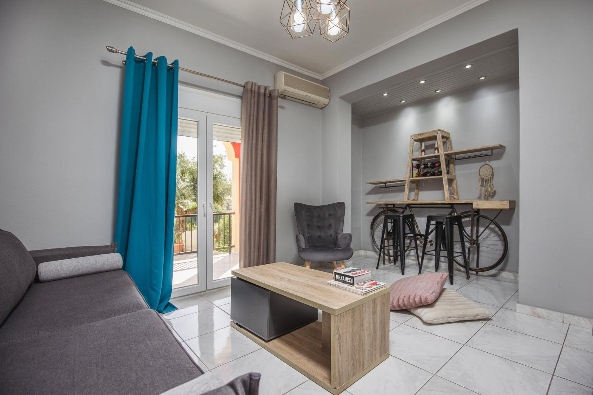 P Koklas Apartments ไซคิย์นธอสทาวน์ ภายนอก รูปภาพ